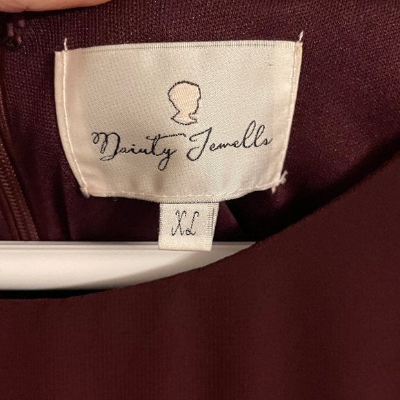 Dainty Jewells dress - Picture 2 of 3